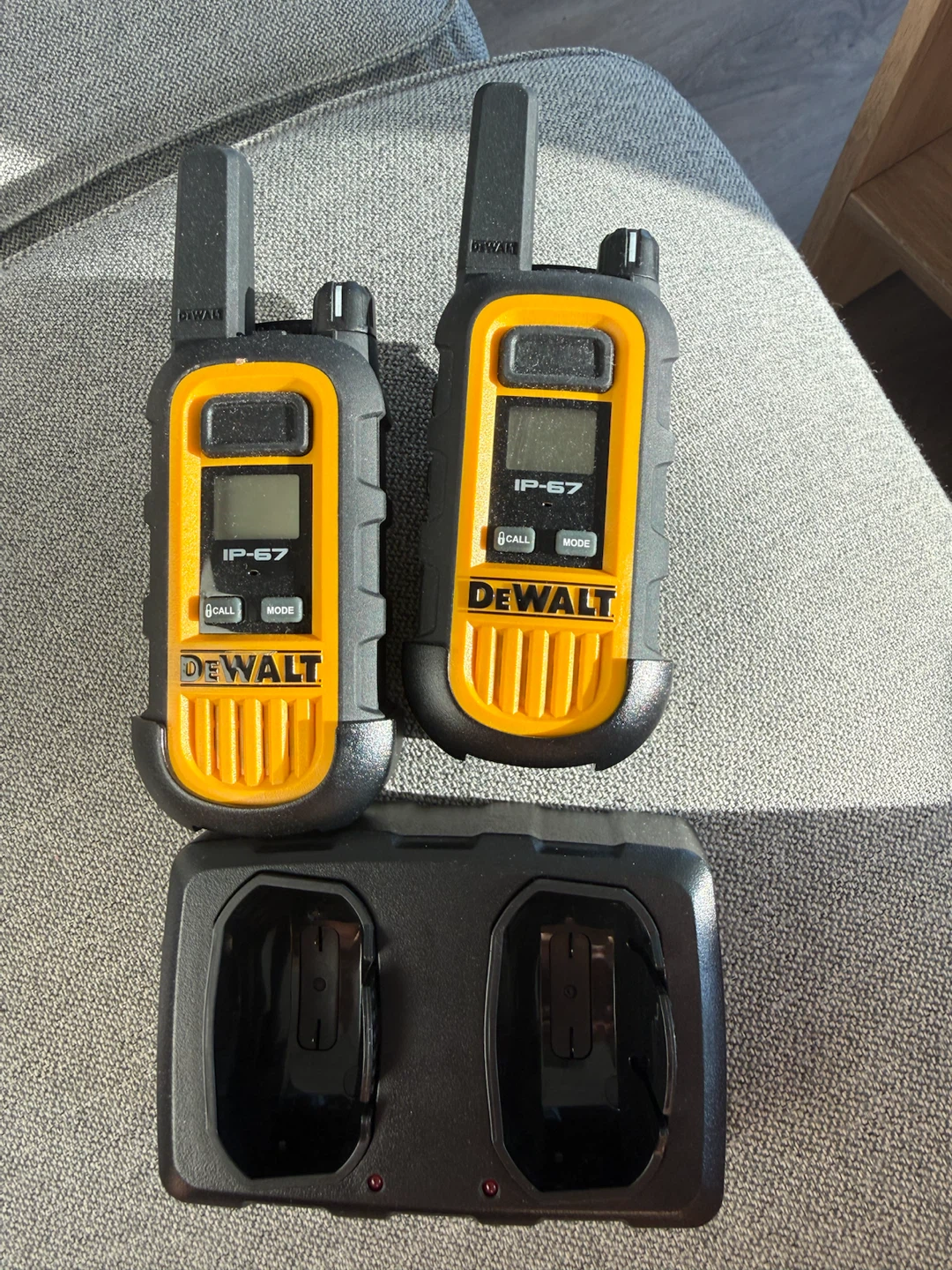 walkie talkie