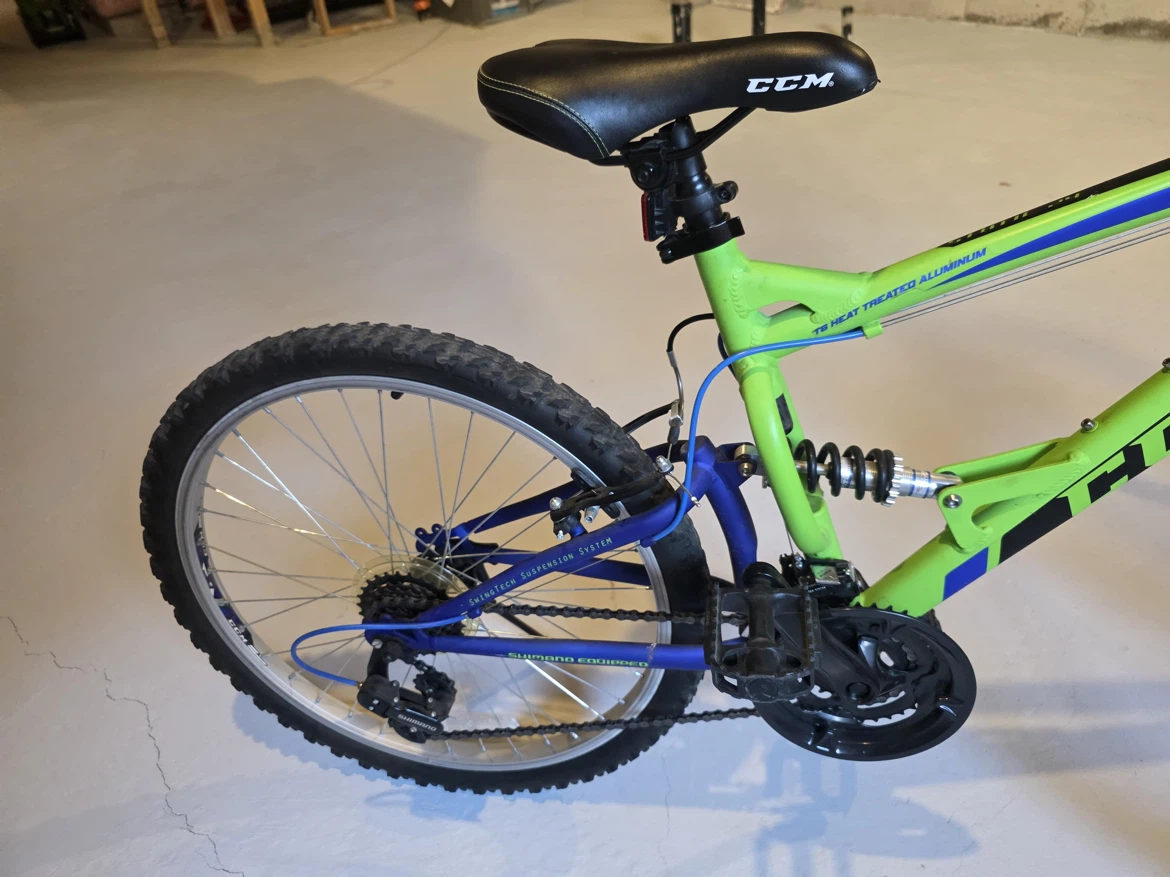 CCM Sonic 24" Boys Mountain Bike - photo 5