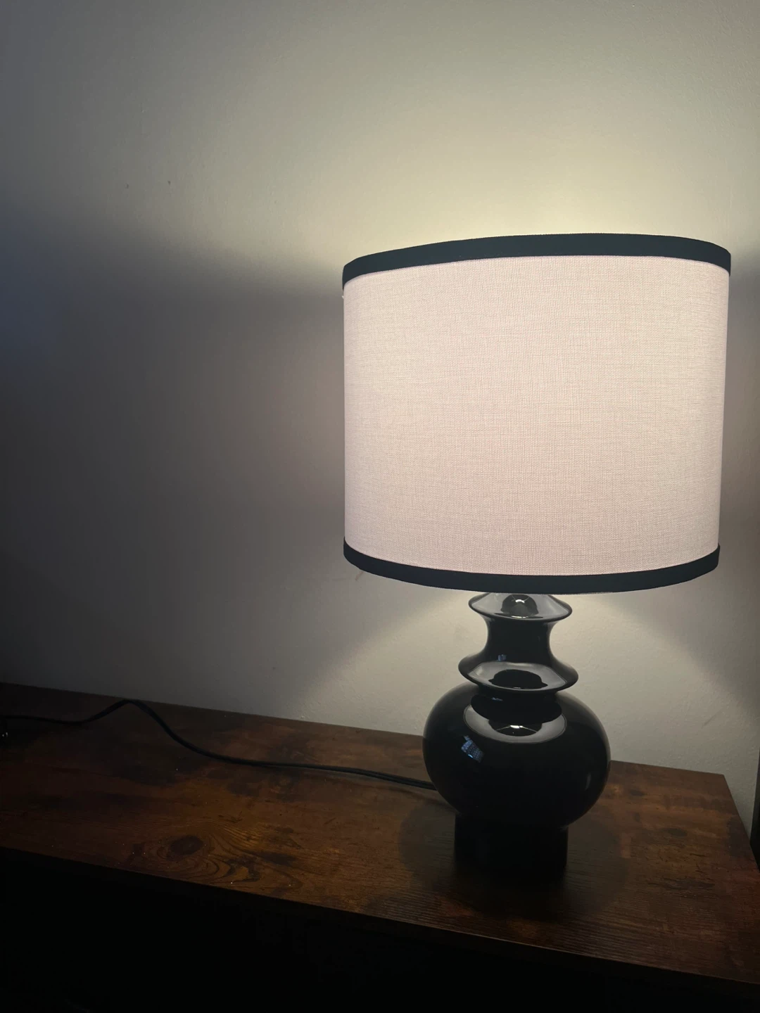 Black modern table lamp with white shade