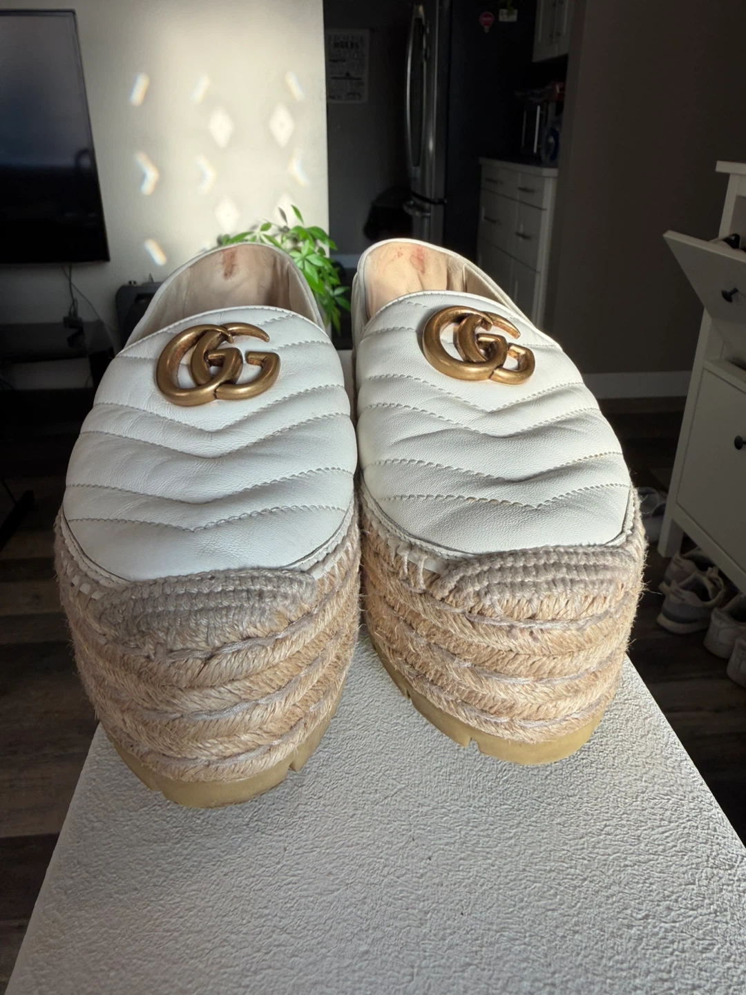 Gucci White Leather Quilted Espadrille Platform Flats - photo 5