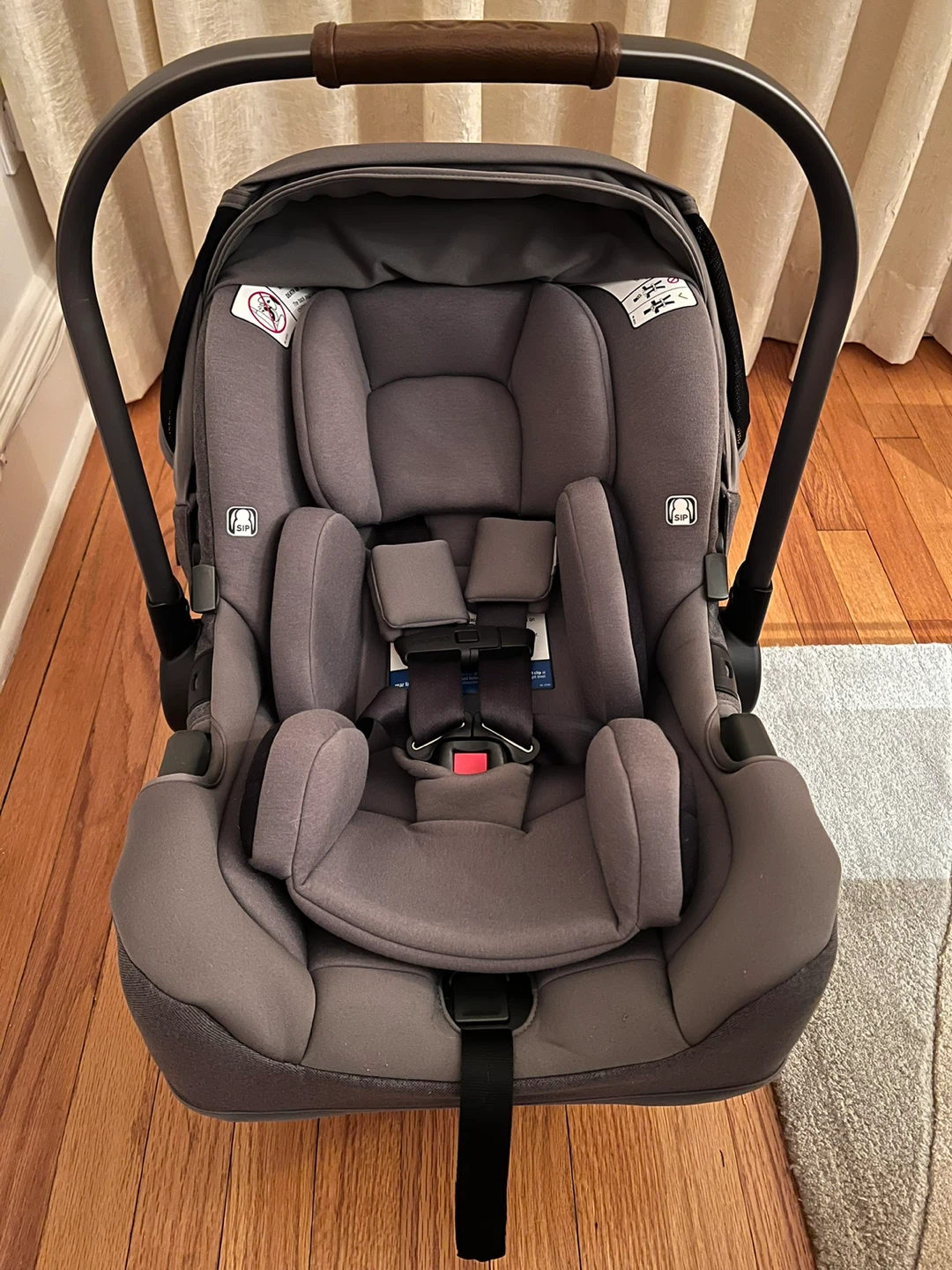 Nuna PIPA rx Infant Car Seat with Base