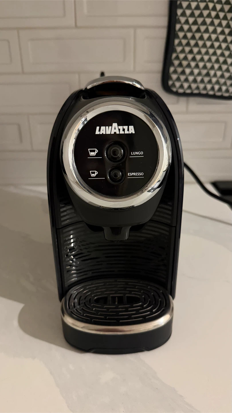 Lavazza BLUE Classy Mini LB 300 Espresso Machine