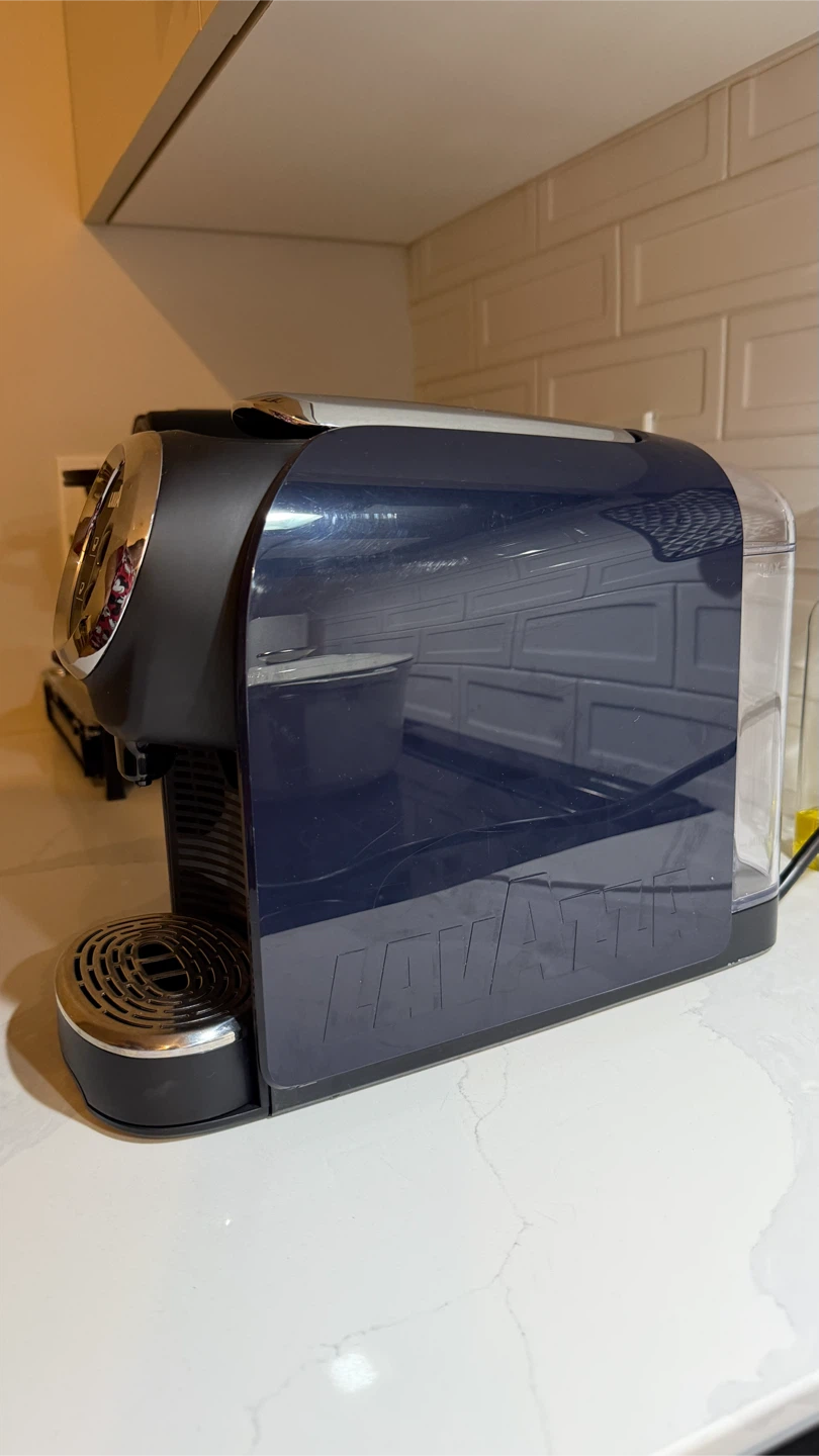 Lavazza BLUE Classy Mini LB 300 Espresso Machine - photo 4