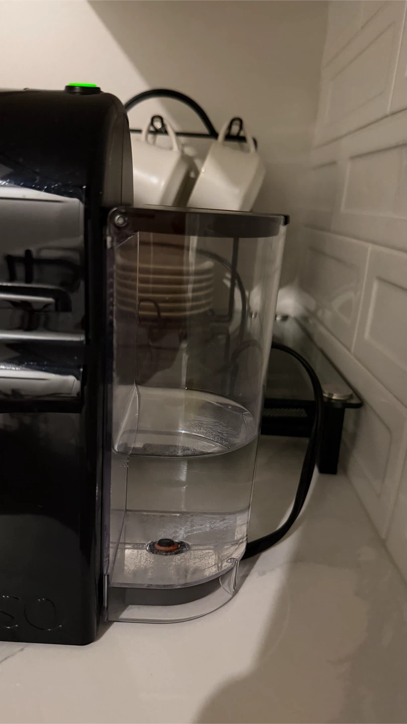 Nespresso Essenza Mini Coffee Machine - Black - photo 4