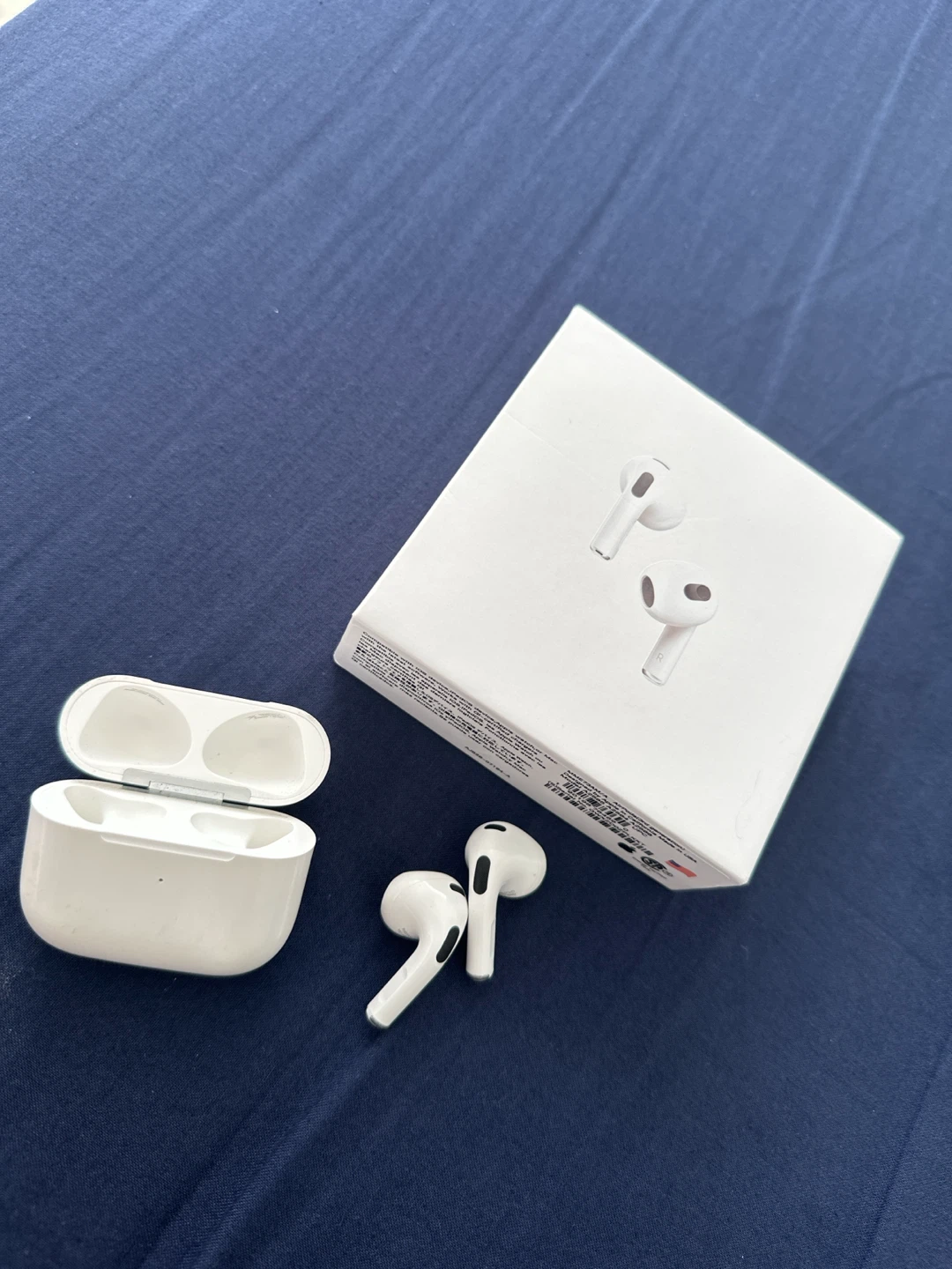 Apple AirPods (3rd Generation) - photo 4