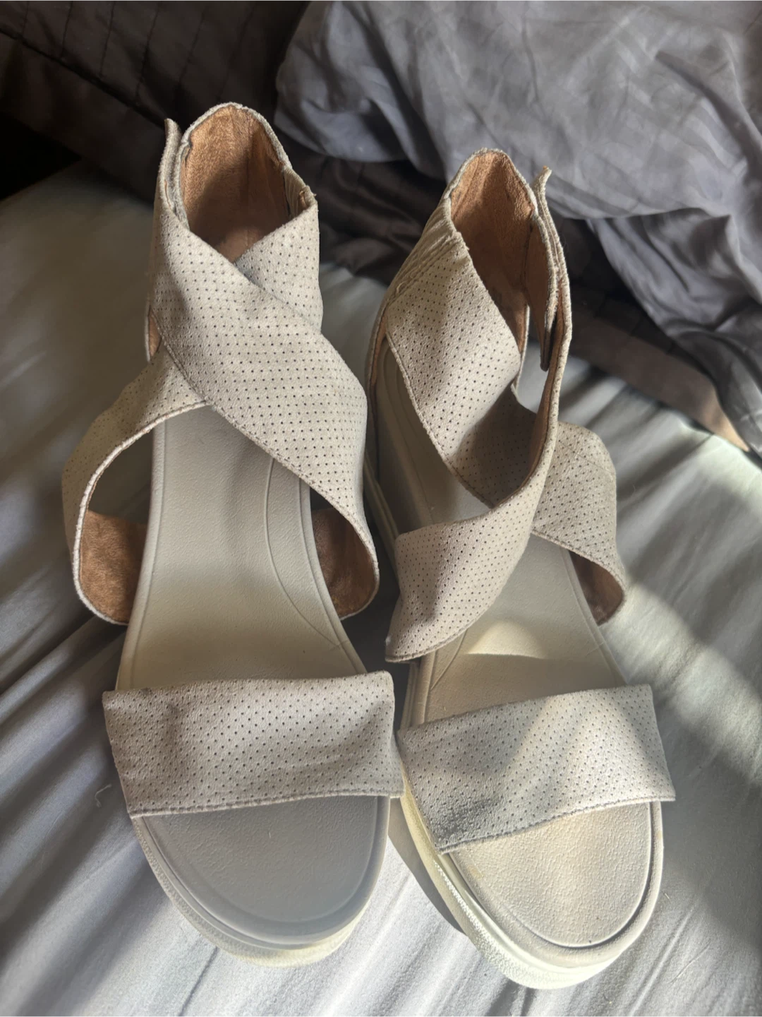 Dr. Schultz Beige Wedge Sandals, size 8
