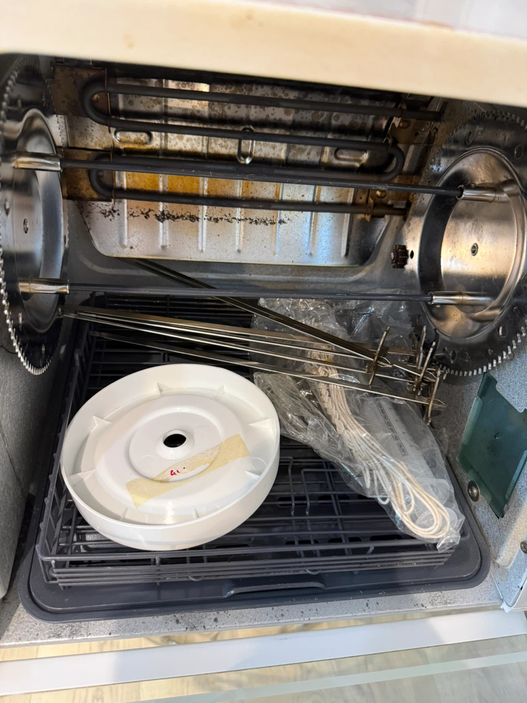 Rotisserie BBQ Oven with Accessories - photo 2