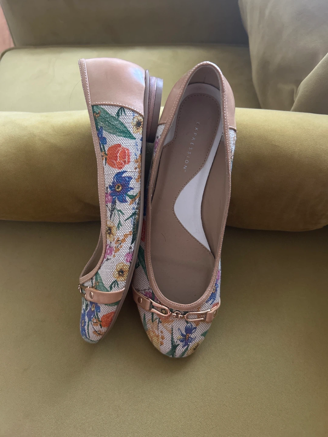 Expression Floral Ballet Flats