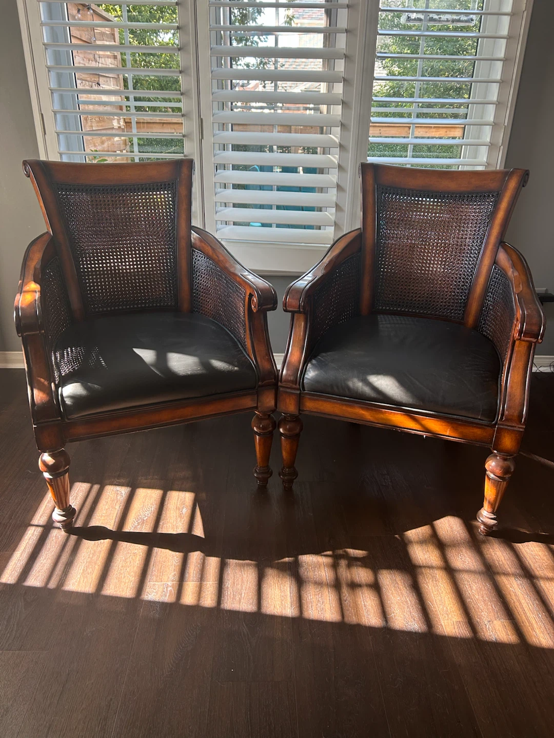 Pair of Armchairs - Wood with Cane and Leather - photo 2