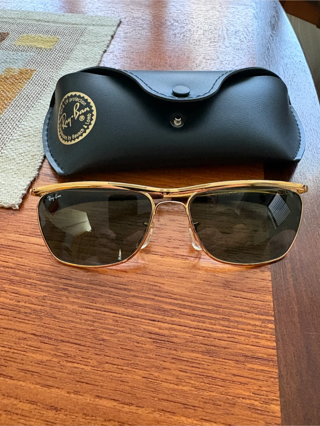Ray-Ban Sunglasses with Case