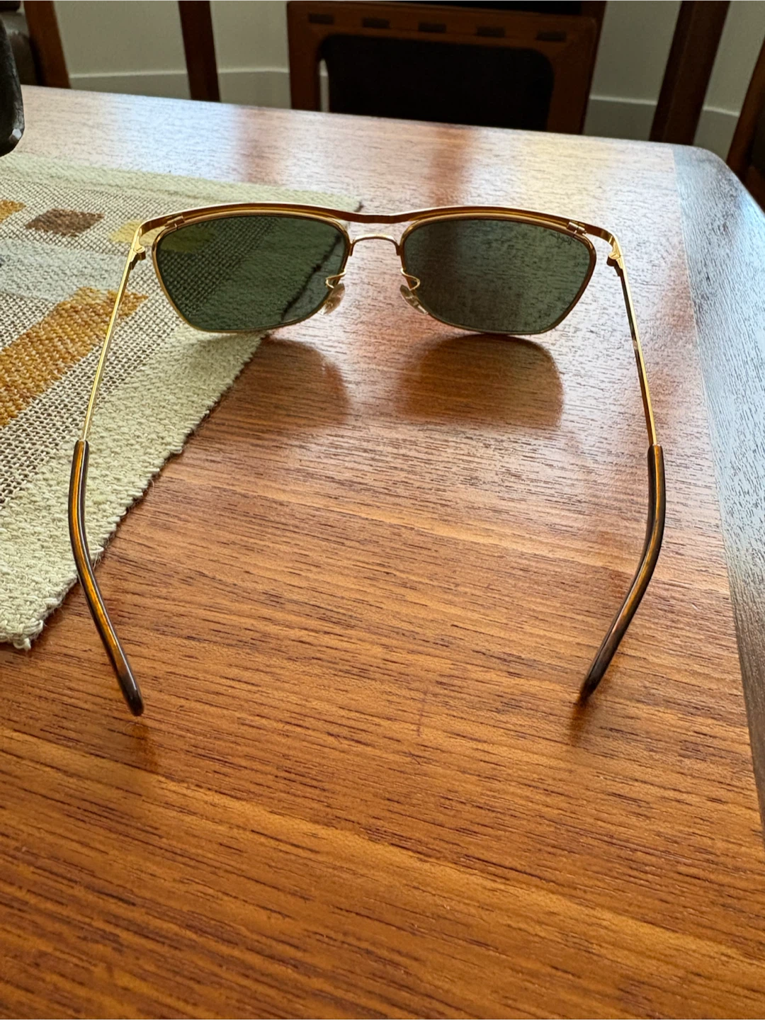 Ray-Ban Sunglasses with Case - photo 4