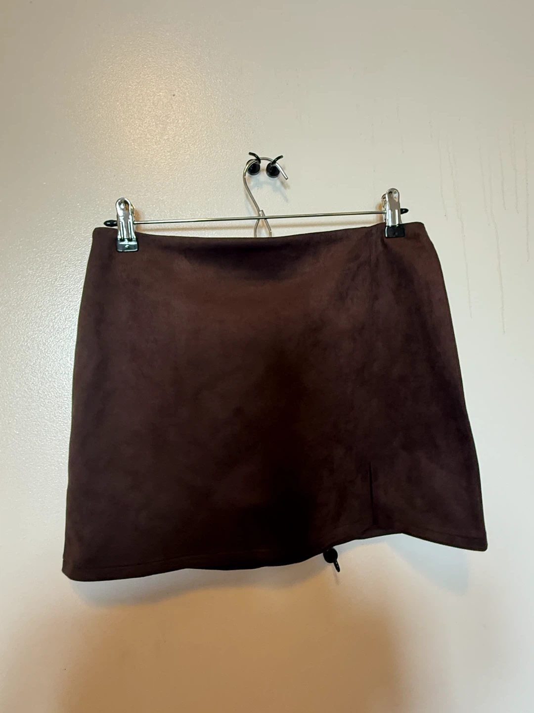Brown Song of Style by Aimee Somg suede mini skirt with slit