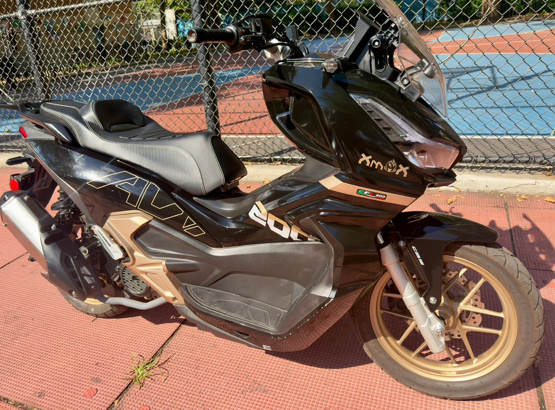 MOTO ADV 200 Scooter