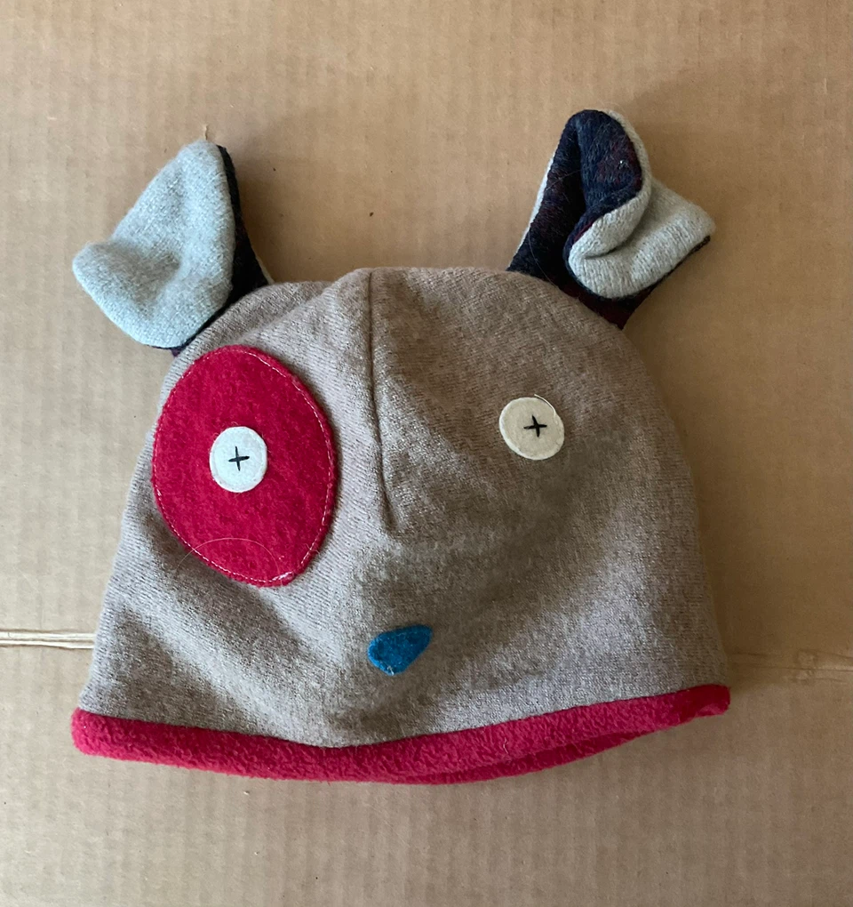 Maple Leafs & Cate & Levi Puppy Kids Winter Hat Bundle - photo 2