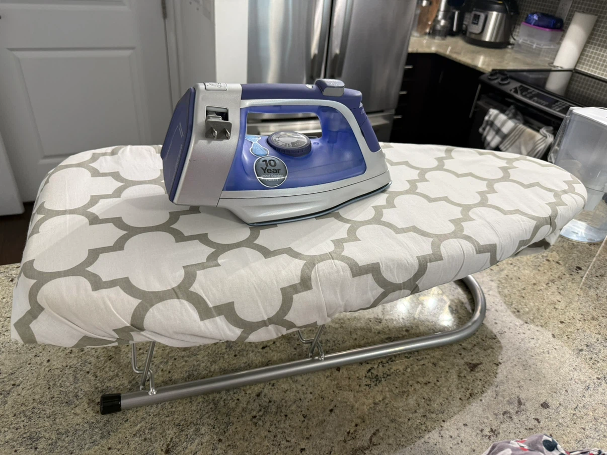 Proctor Silex Ironing Board with Iron - photo 3
