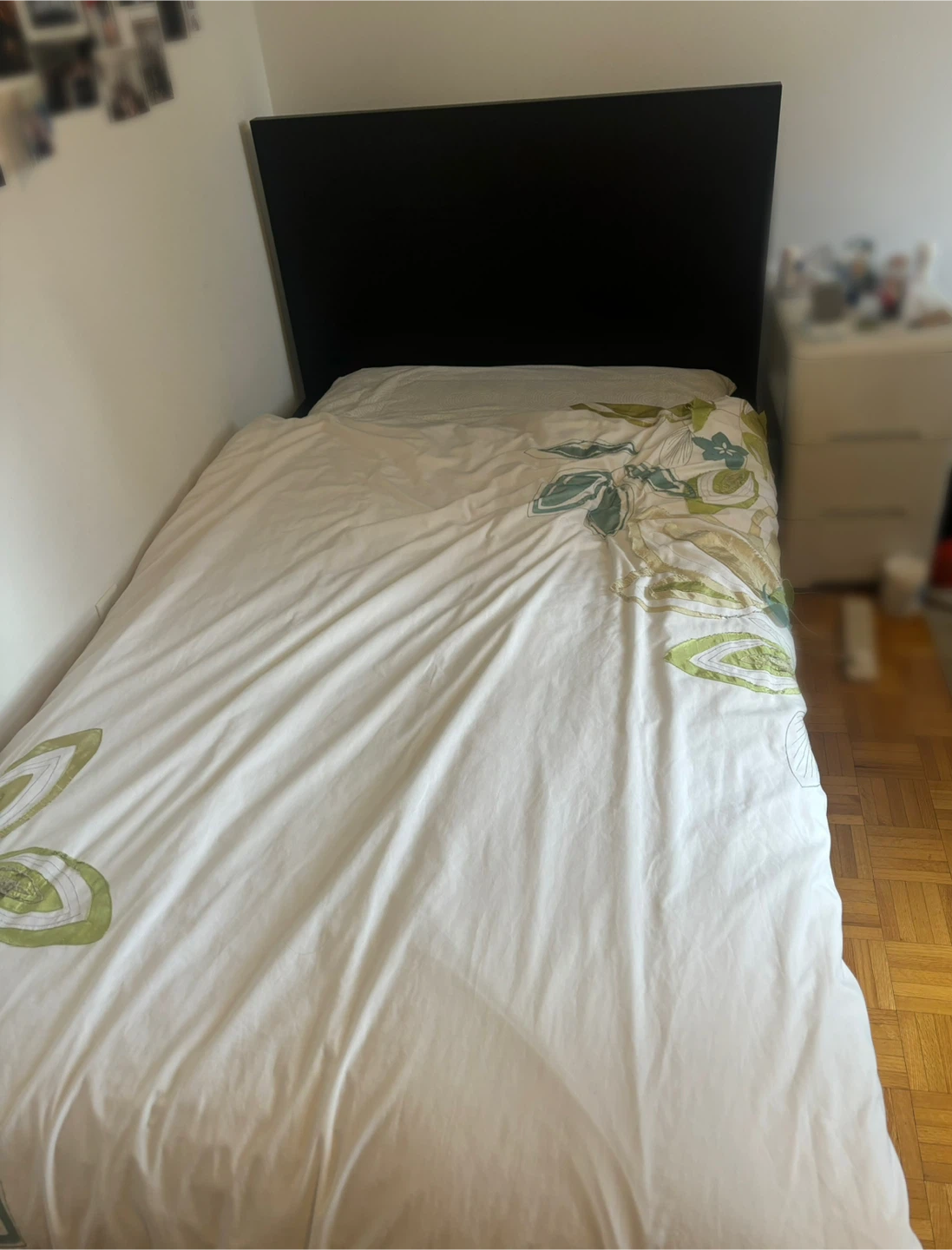 Twin bed + mattress + slats from IKEA - photo 2