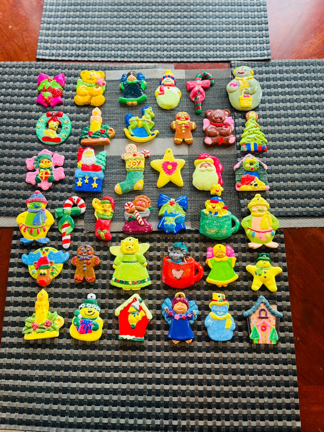 NEW Christmas Ornaments hand-painted w/ FREE gift