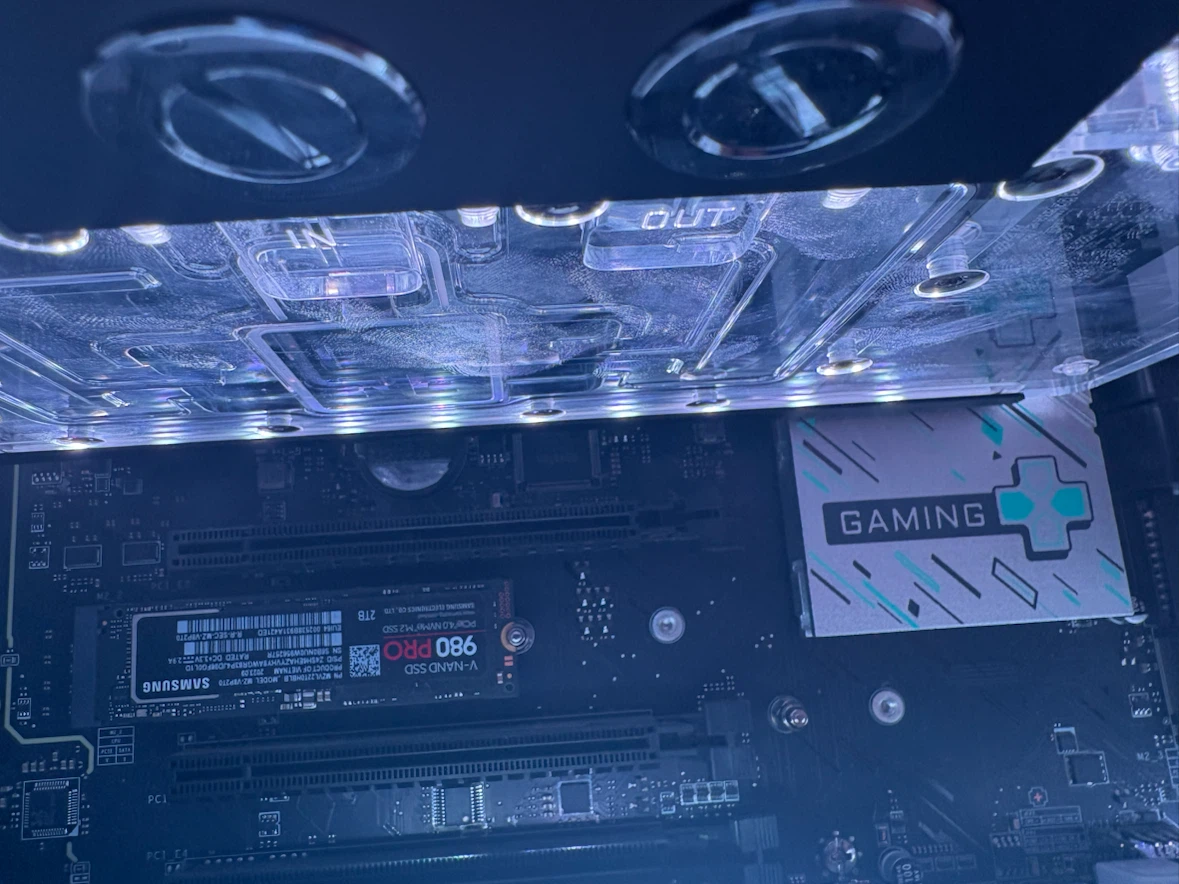 Custom Water-Cooled Gaming PC - photo 3