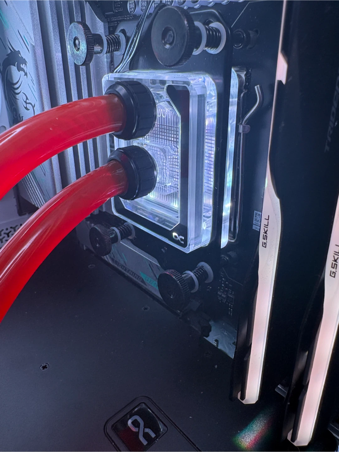 Custom Water-Cooled Gaming PC - photo 4