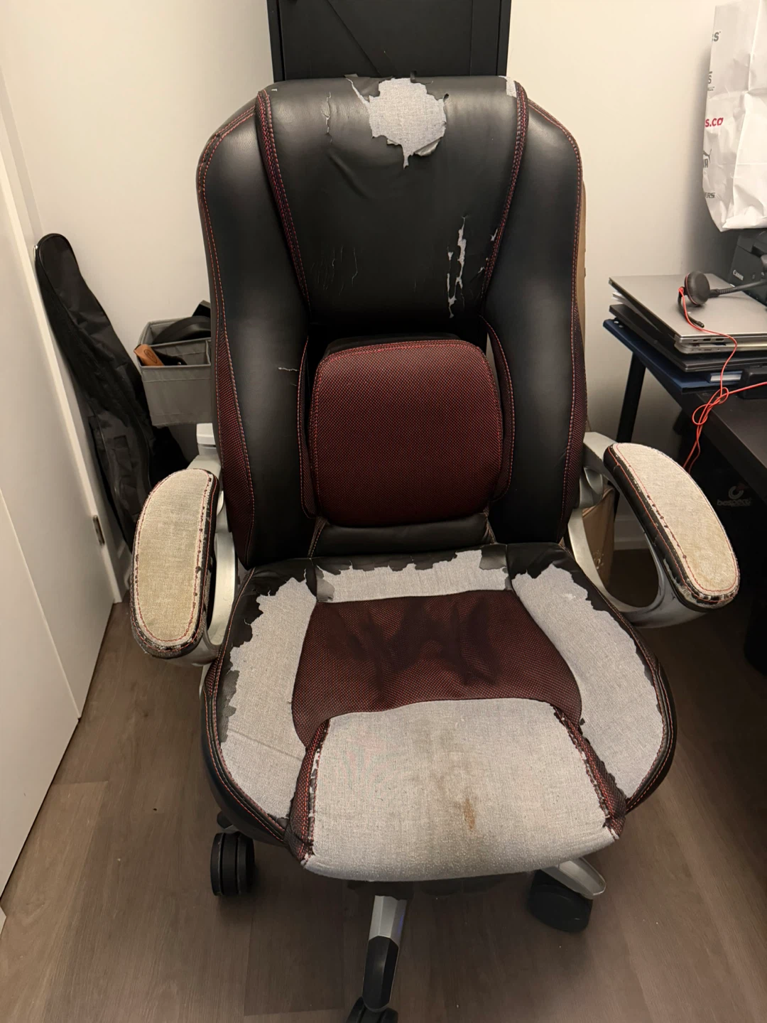 office chair $20 - photo 4