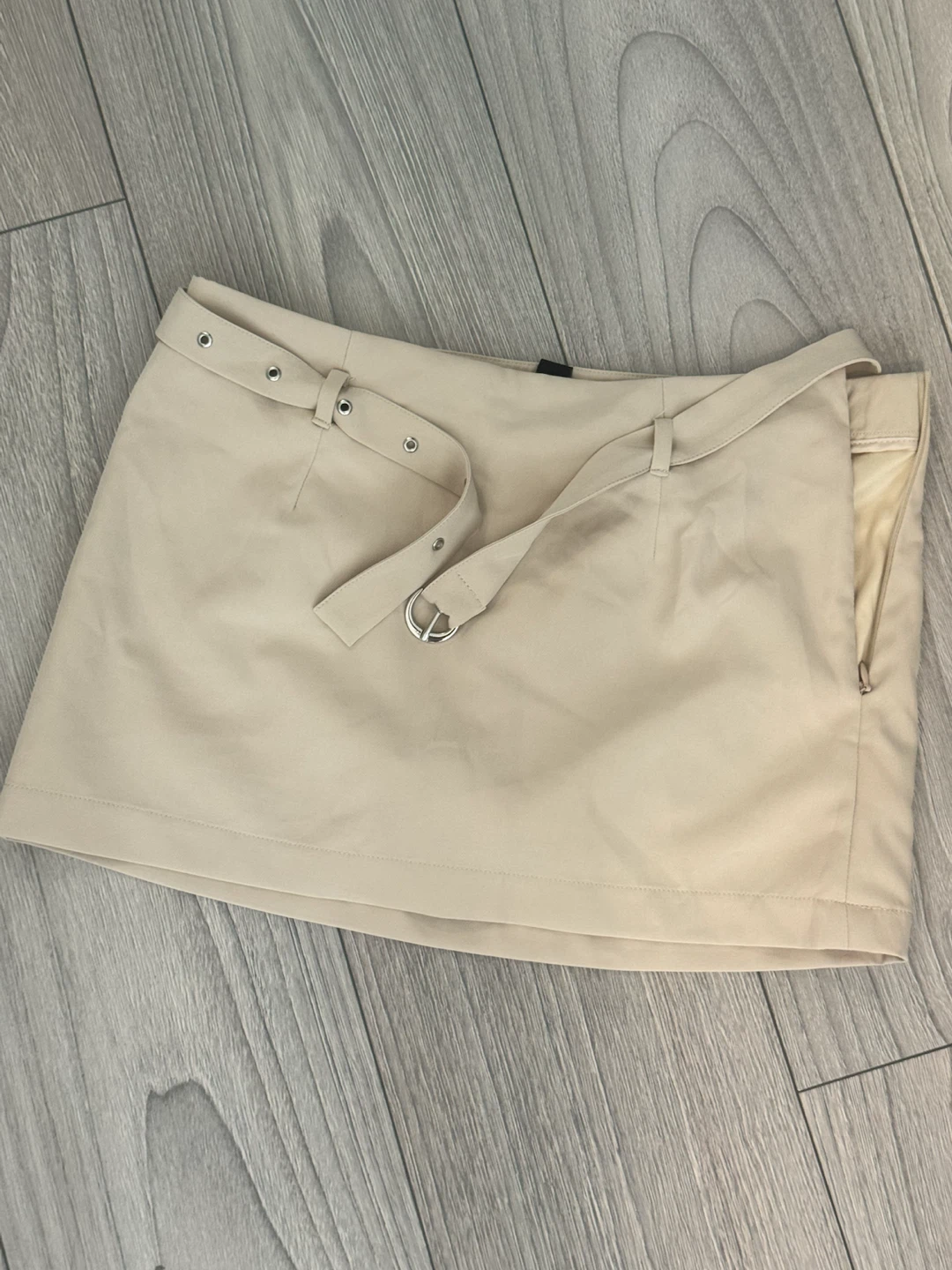 Beige Belted Mini Skirt - photo 4