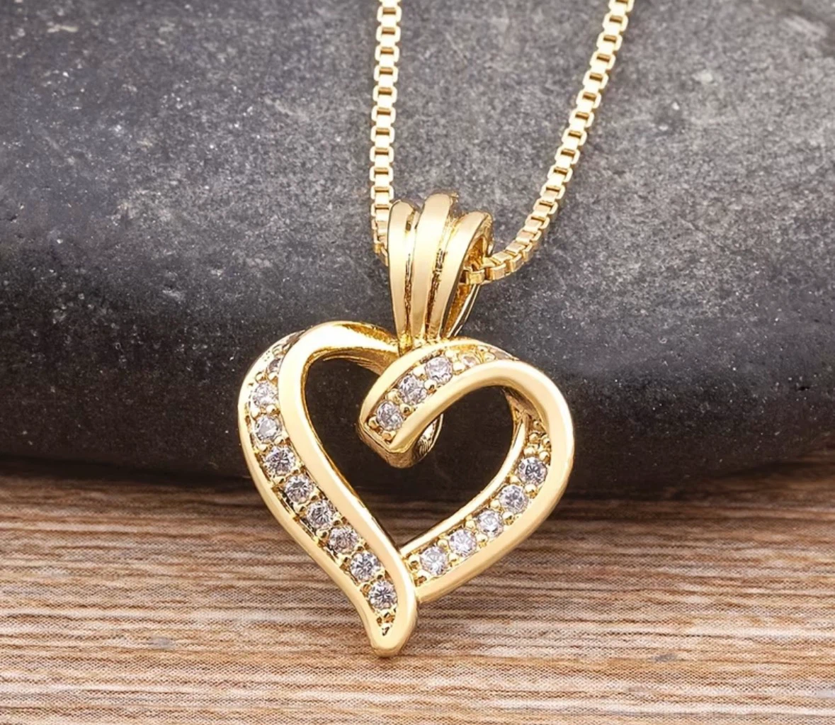 18k Plated Gold-tone Heart Pendant Necklace with Rhinestones - photo 4