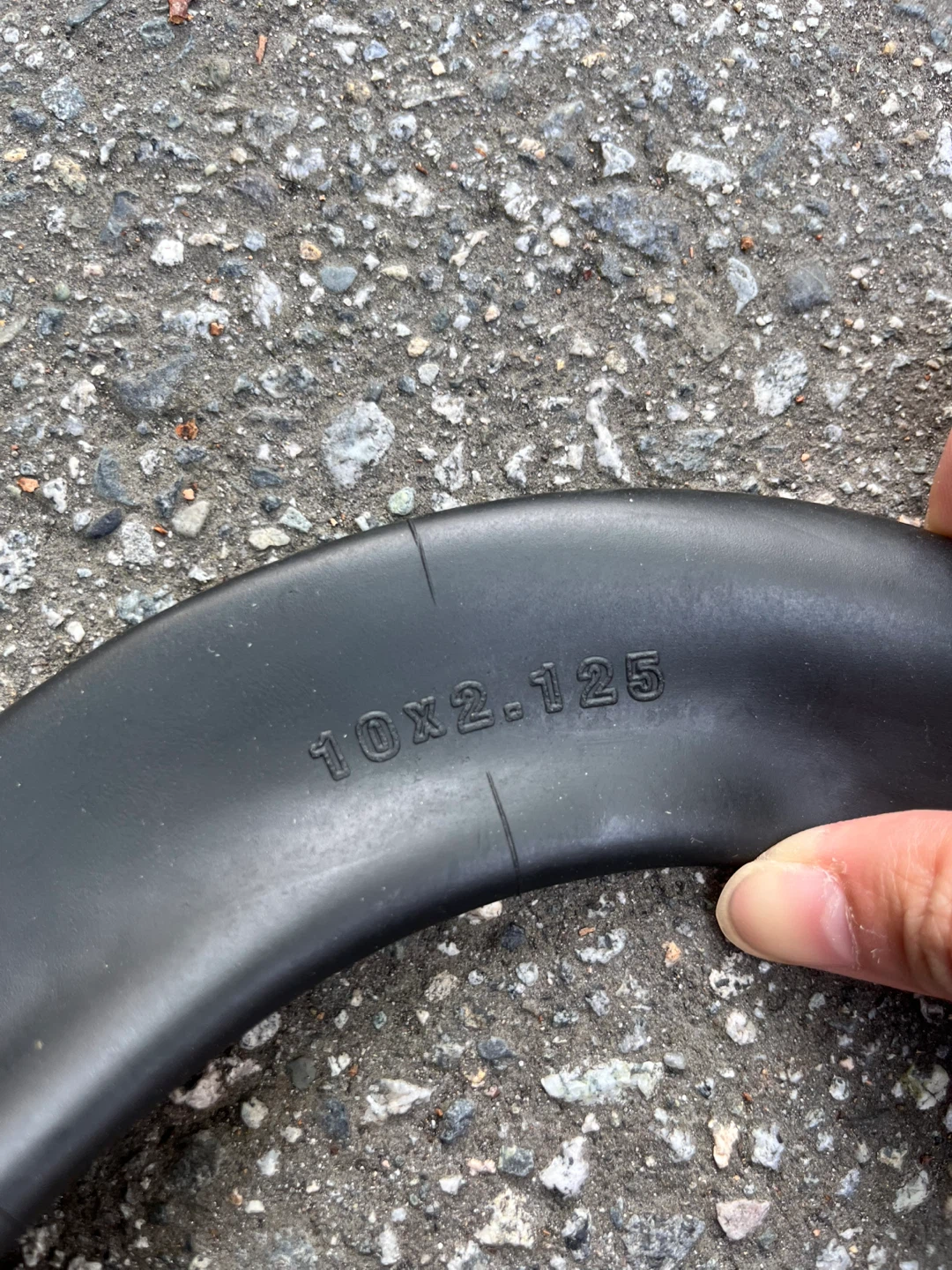 10 x 2.125 Inner Tube - photo 3