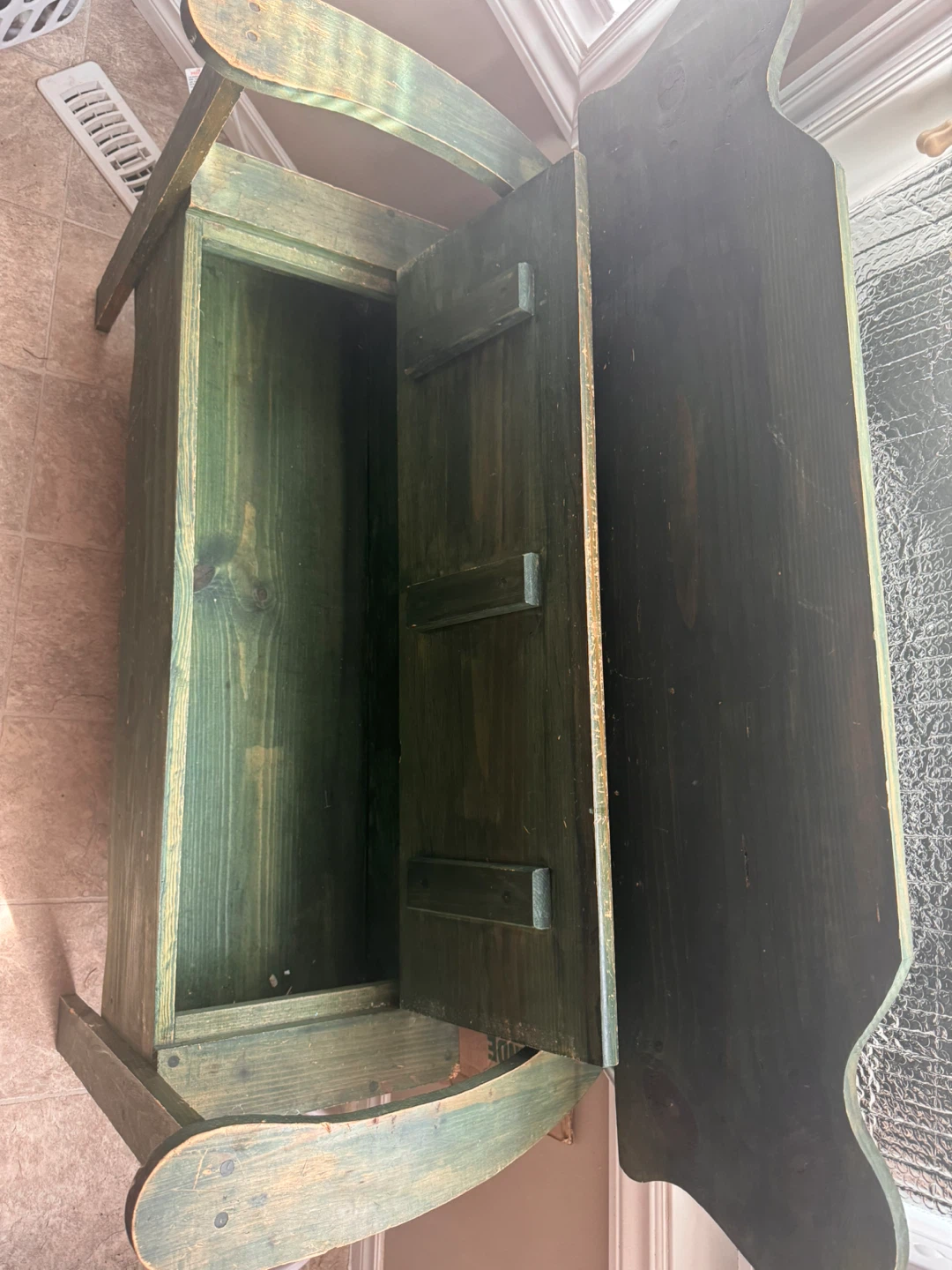 Green Wooden Storage Bench with Heart Detail - photo 2