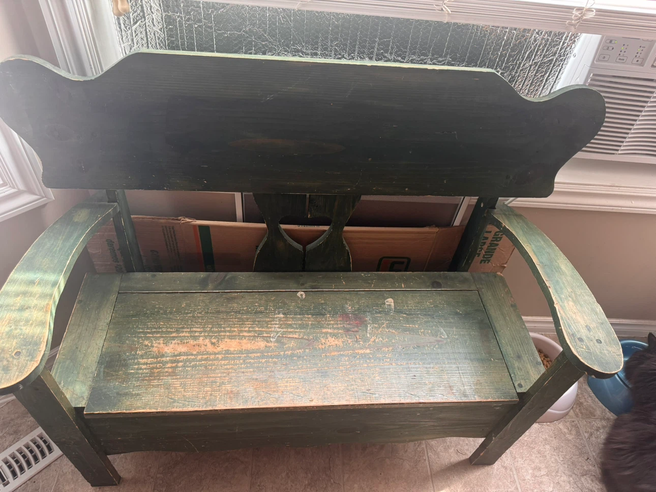 Green Wooden Storage Bench with Heart Detail - photo 4