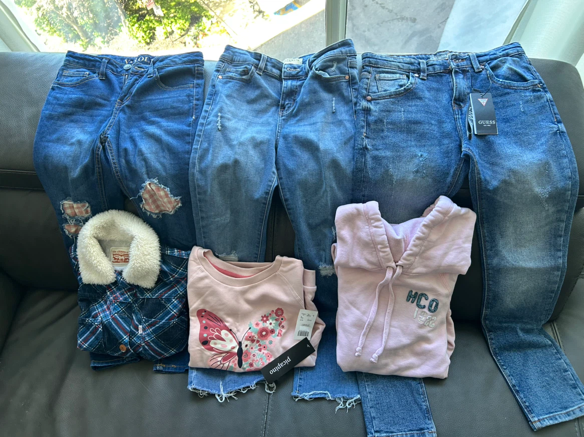 Girls clothing