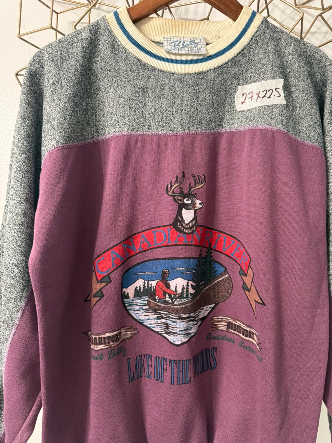 VINTAGE "CANADA'S ARCTIC" LAKE OF THE WOODS SWEATER - photo 2