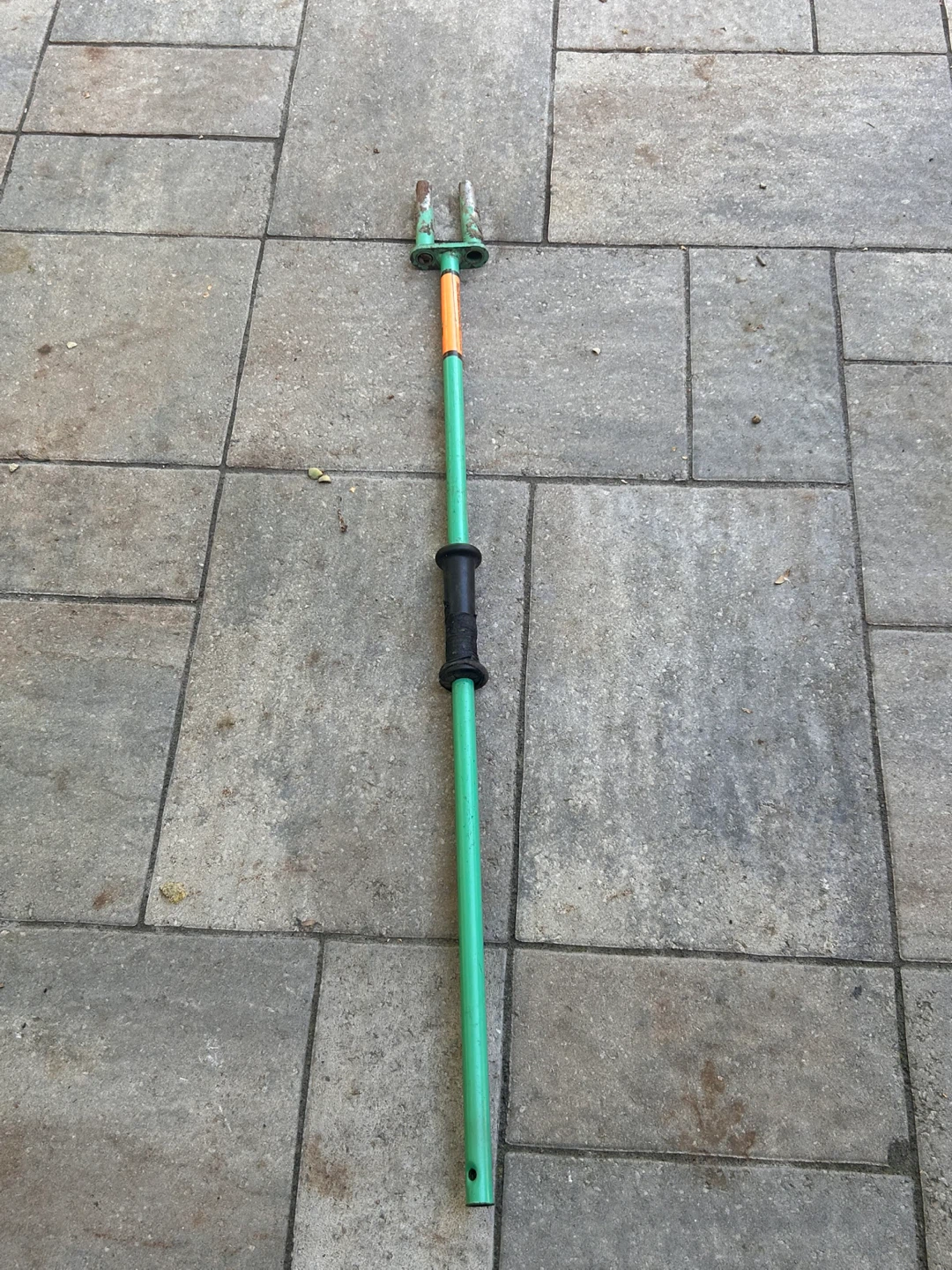 lawn repairing tool with forks