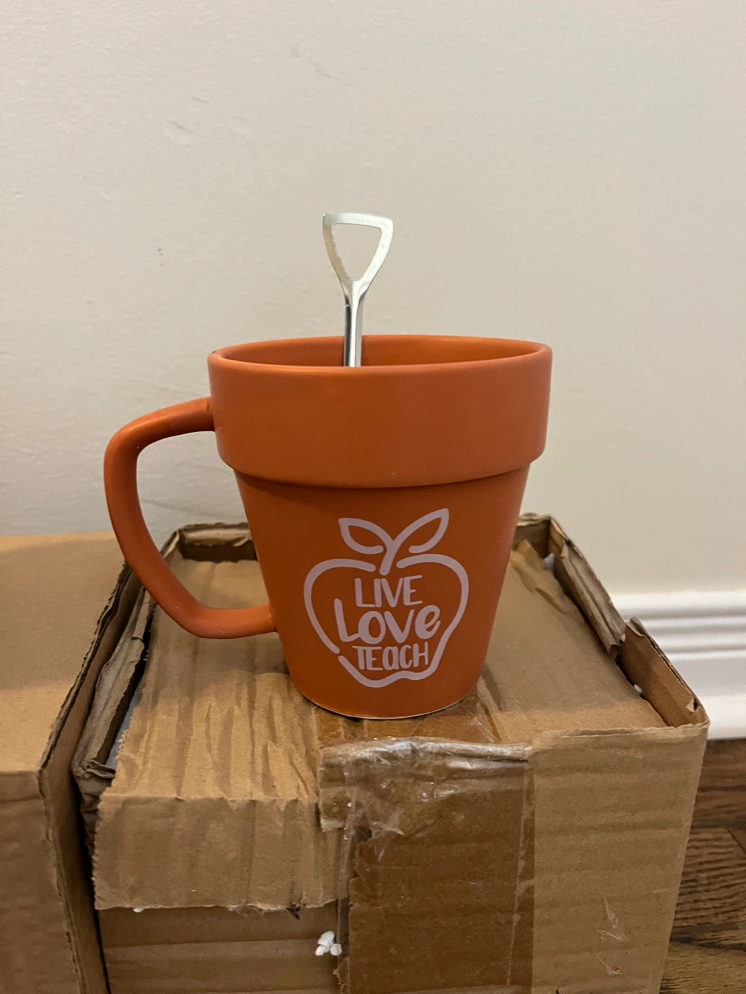 Teacher Themed "Flower Pot" Mugs with Spoons - Set of 4 - photo 5