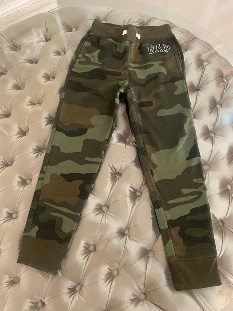 Kids sweatshirt and sweatpants