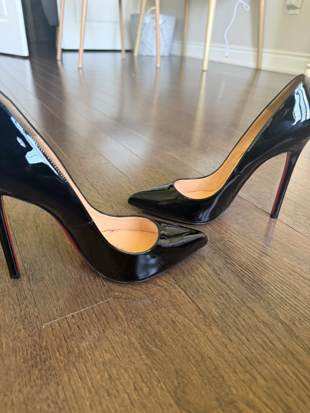 Louboutin Pigalle Black Patent Leather size 40.5 authentic