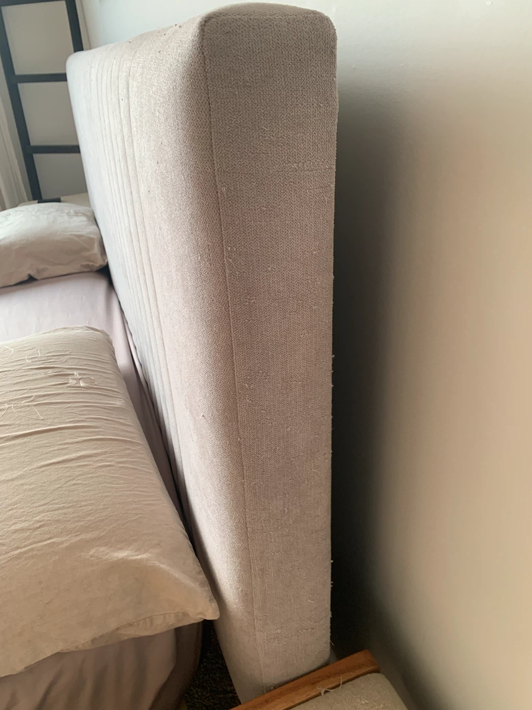 King bed frame - photo 5
