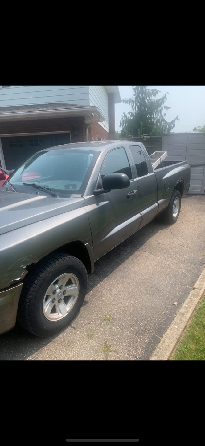 Dodge Dakota Crew Cab Pickup Truck - photo 4