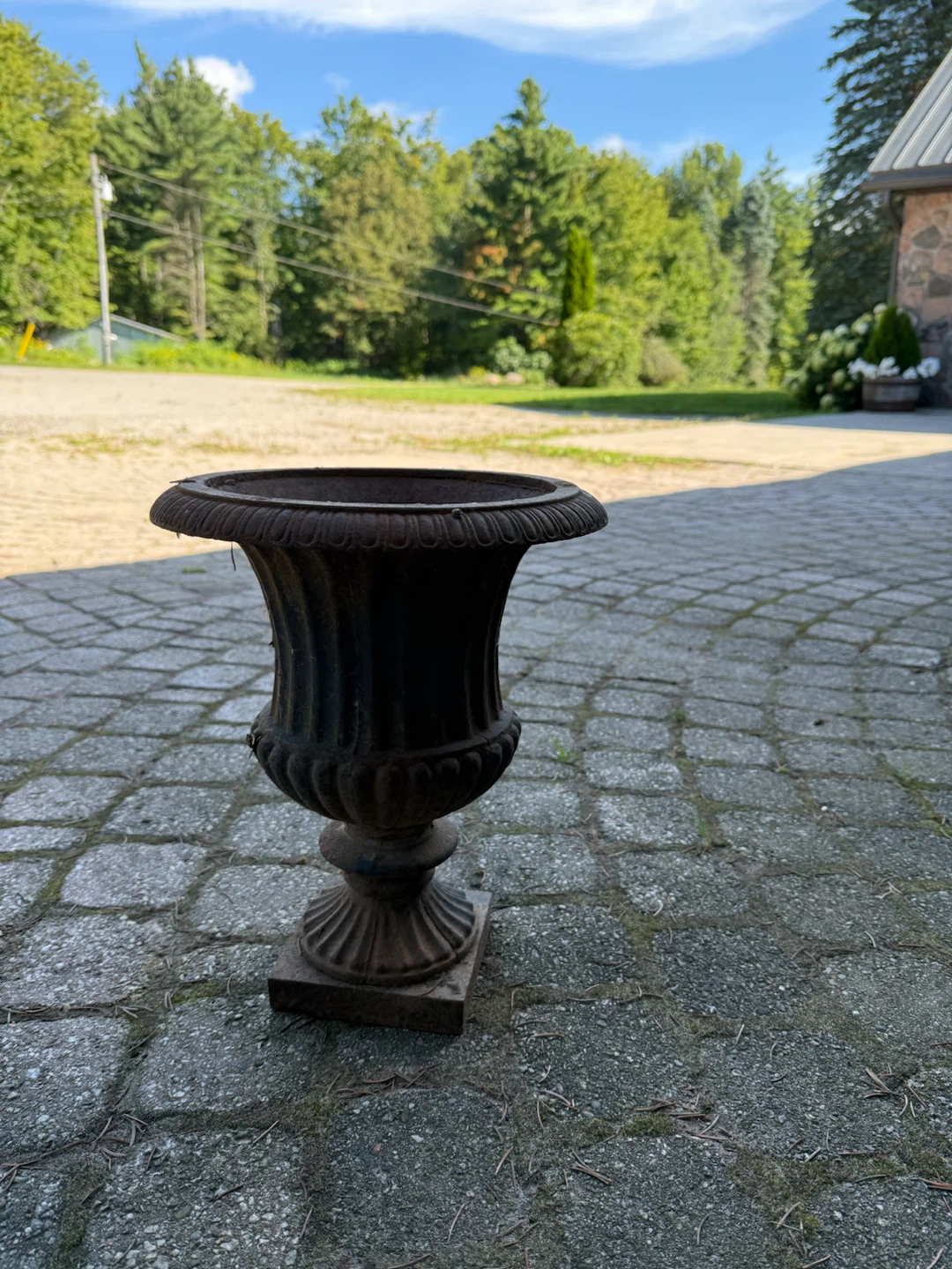 Cast Iron Urn Planter - photo 2