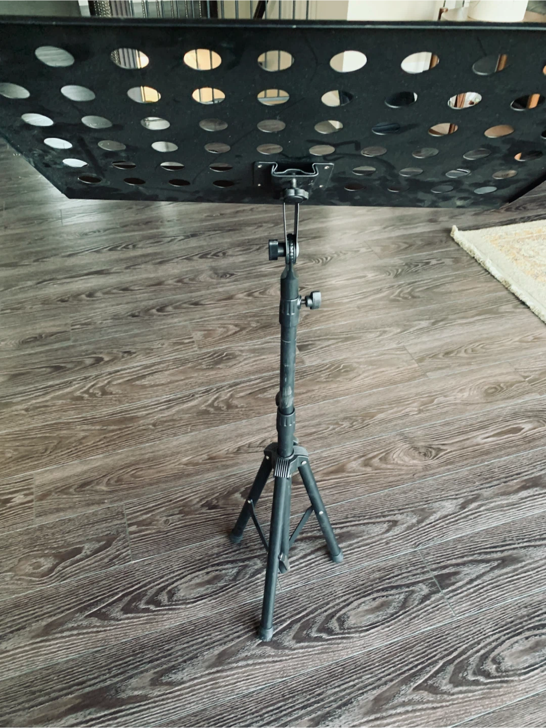 Adjustable Music Stand - photo 3
