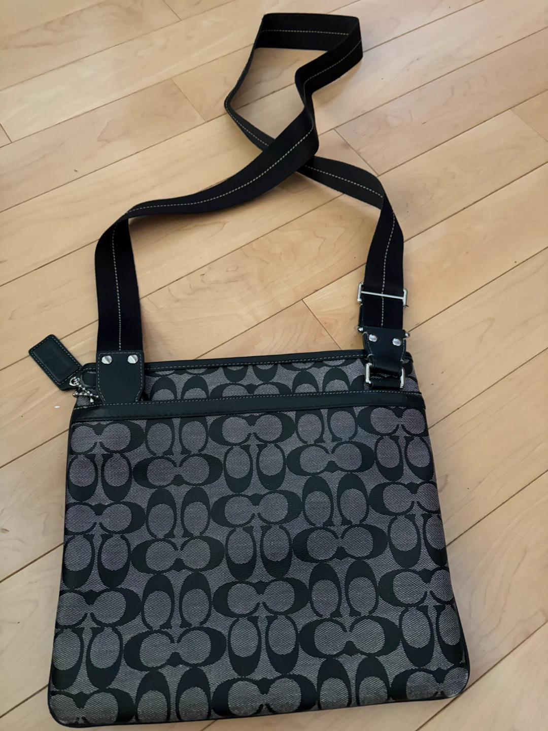 Coach Signature Pattern Crossbody Bag - photo 2