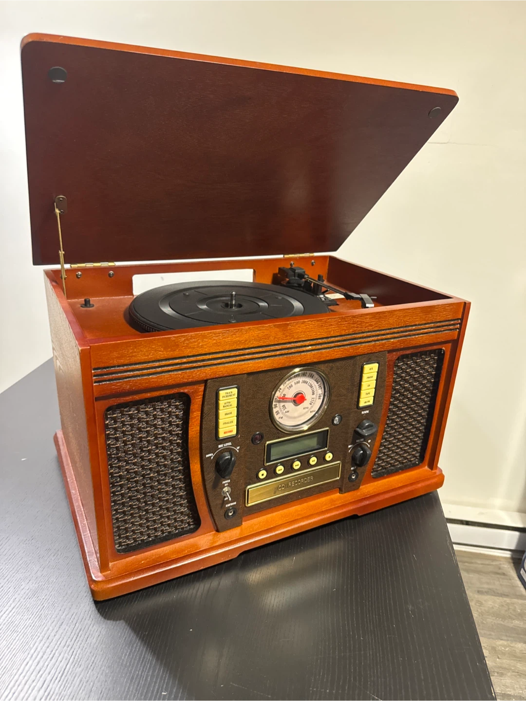 Retro Record Player CD Recorder Radio