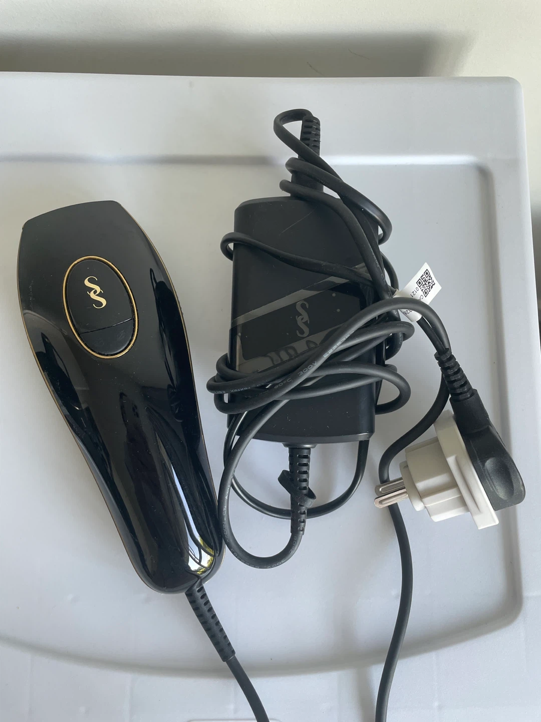 SmoothSkin IPL Hair Removal Device