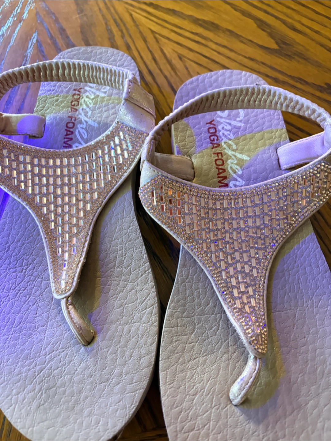 Skechers Yoga Foam Sparkly Flip Flops - photo 2