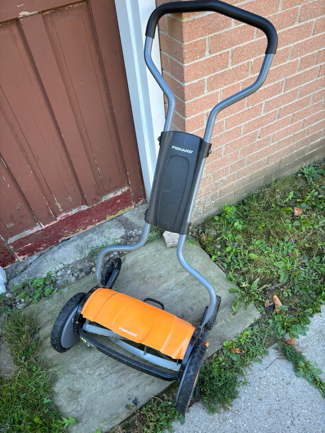 manual reel lawnmower