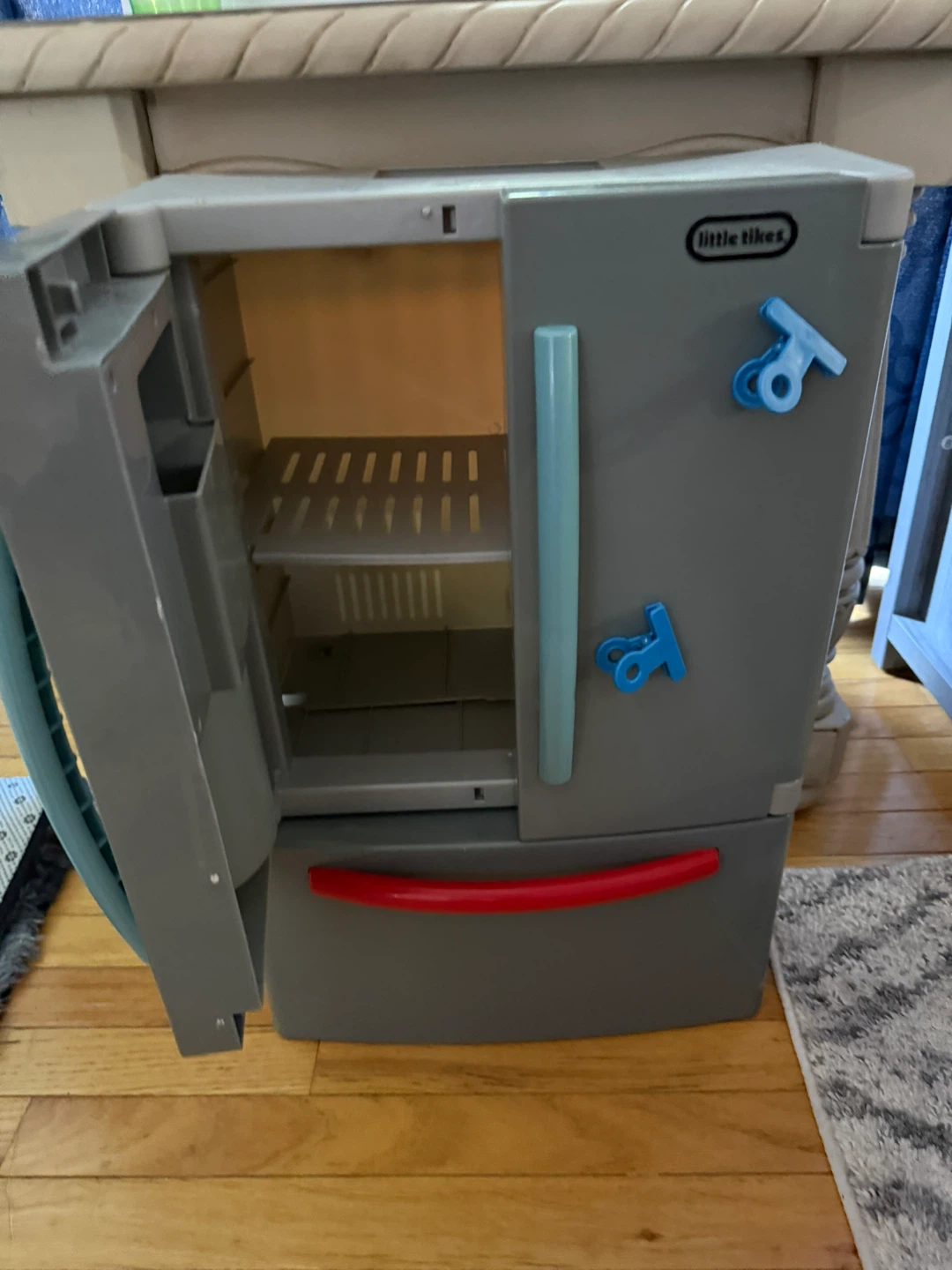 Little Tikes Play Kitchen Set - photo 2