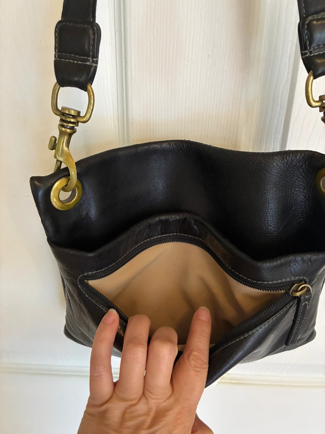 Derek Alexander Black Leather Crossbody bag- unisex - photo 4