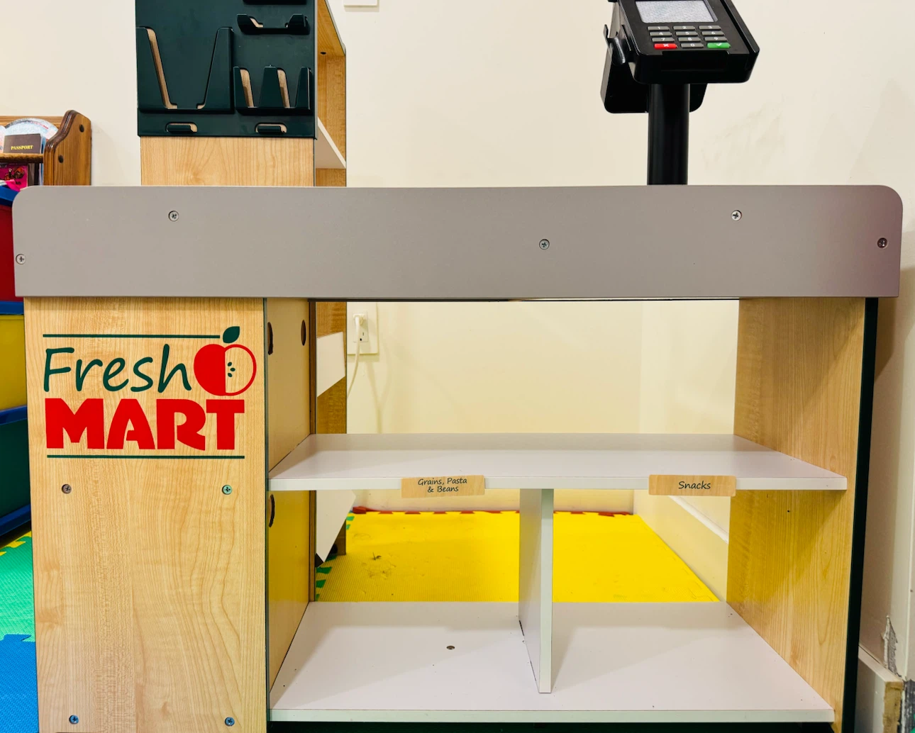 Fresh Mart Play Grocery Store with Cash Register - photo 4
