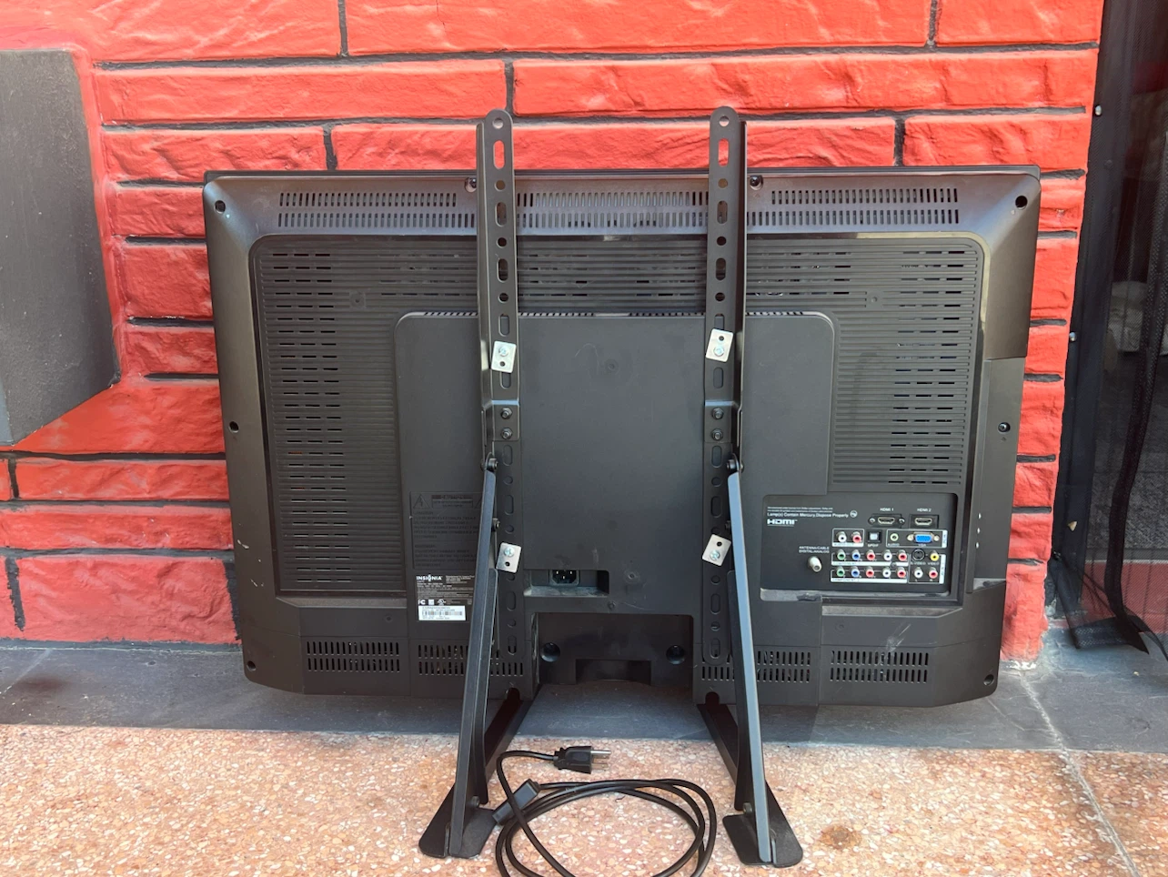 32” Insignia TV with remote - photo 2