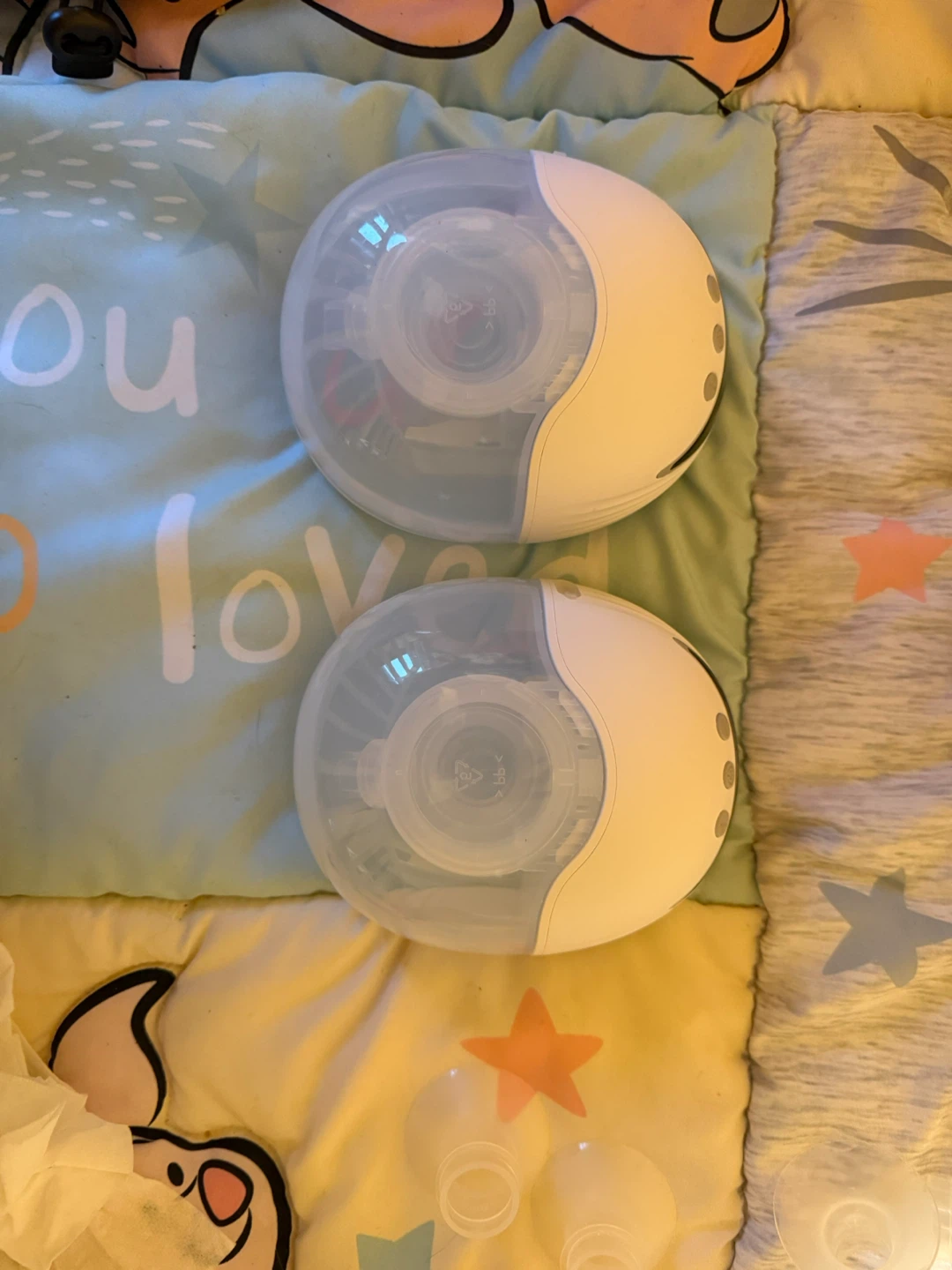 Eufy Smart Double Electric Breast Pump and Oteeida bread pump - photo 4