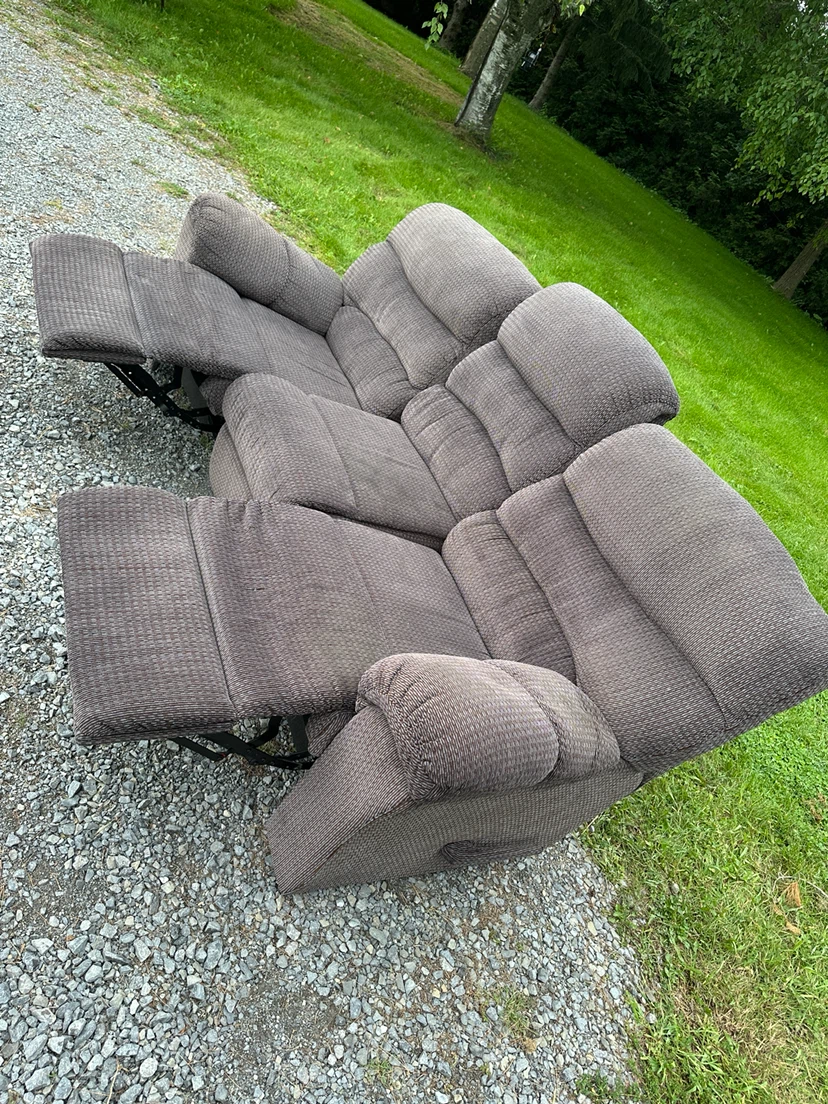 3 Seater Grey/ Brown Reclining Sofa (CAN DELIVER) - photo 3